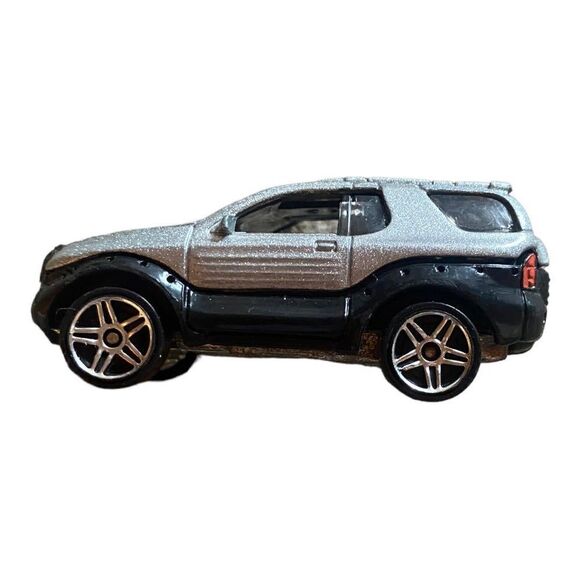 Vintage Mattel Hotwheels 2000 First Edition 1999 Isuzu Vehi Cross #076 - Picture 1 of 4